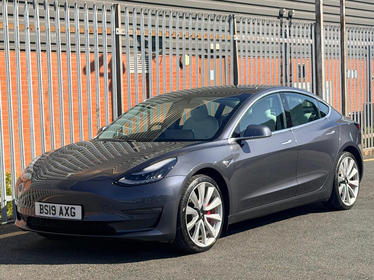 2019 Tesla Model 3 (Dual Motor) Performance Auto 4WDE 4dr (Performance Upgrade), photo 11