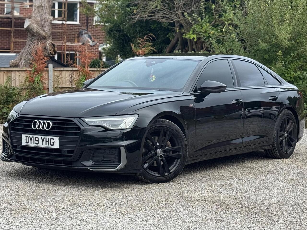 Audi A6 Saloon — photo 75