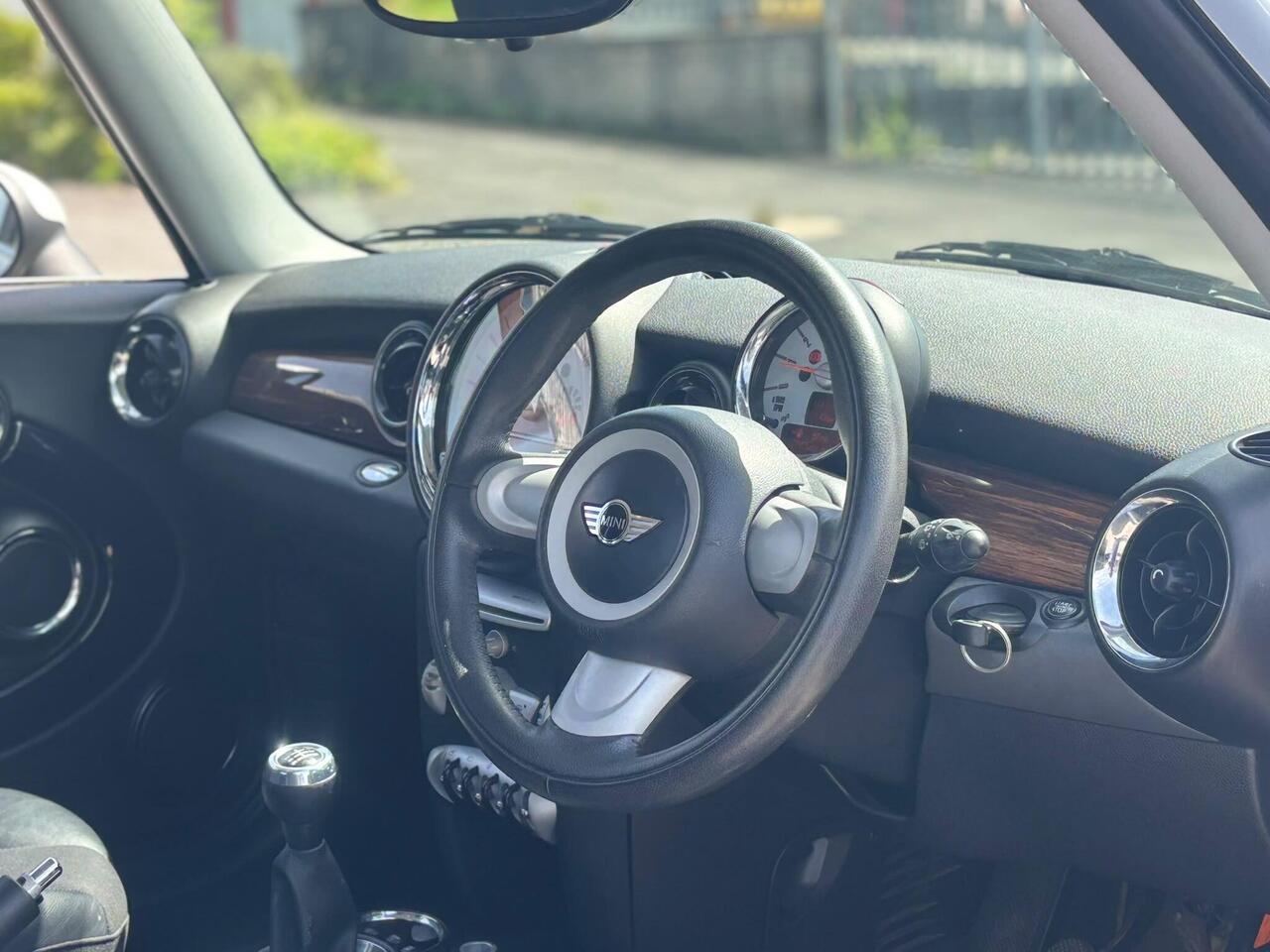 MINI Hatch — photo 9