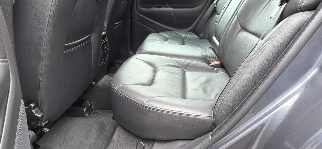 Volvo V70 — photo 61