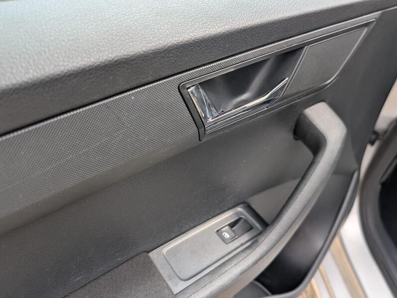 Skoda Fabia — photo 24