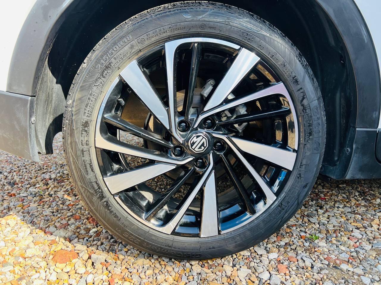 MG MG ZS — photo 24