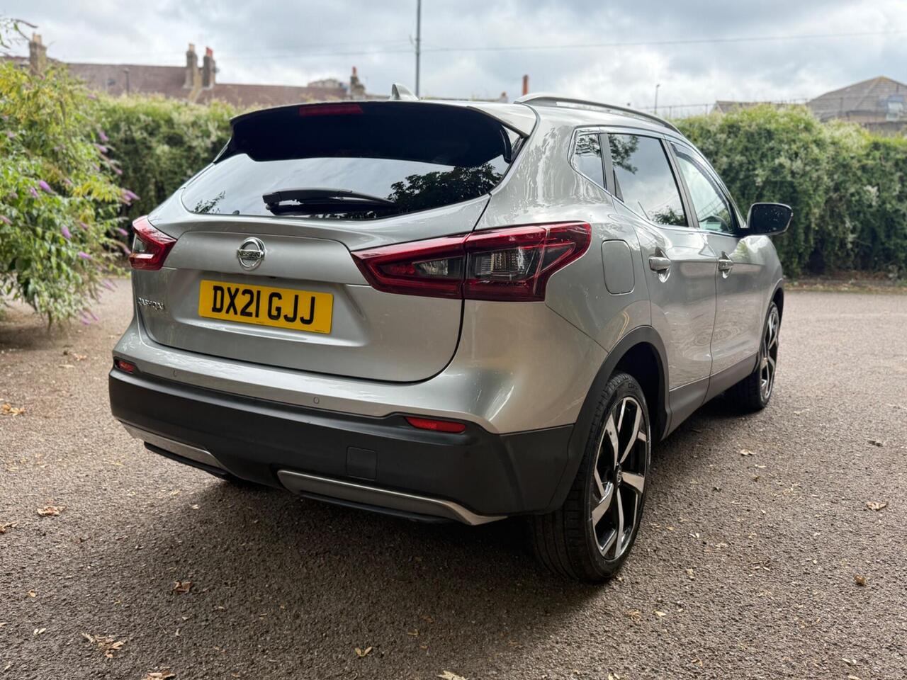 Nissan Qashqai — photo 11