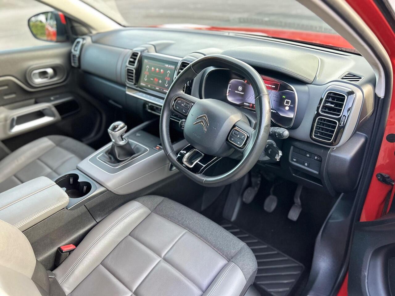 Citroen C5 Aircross — photo 9