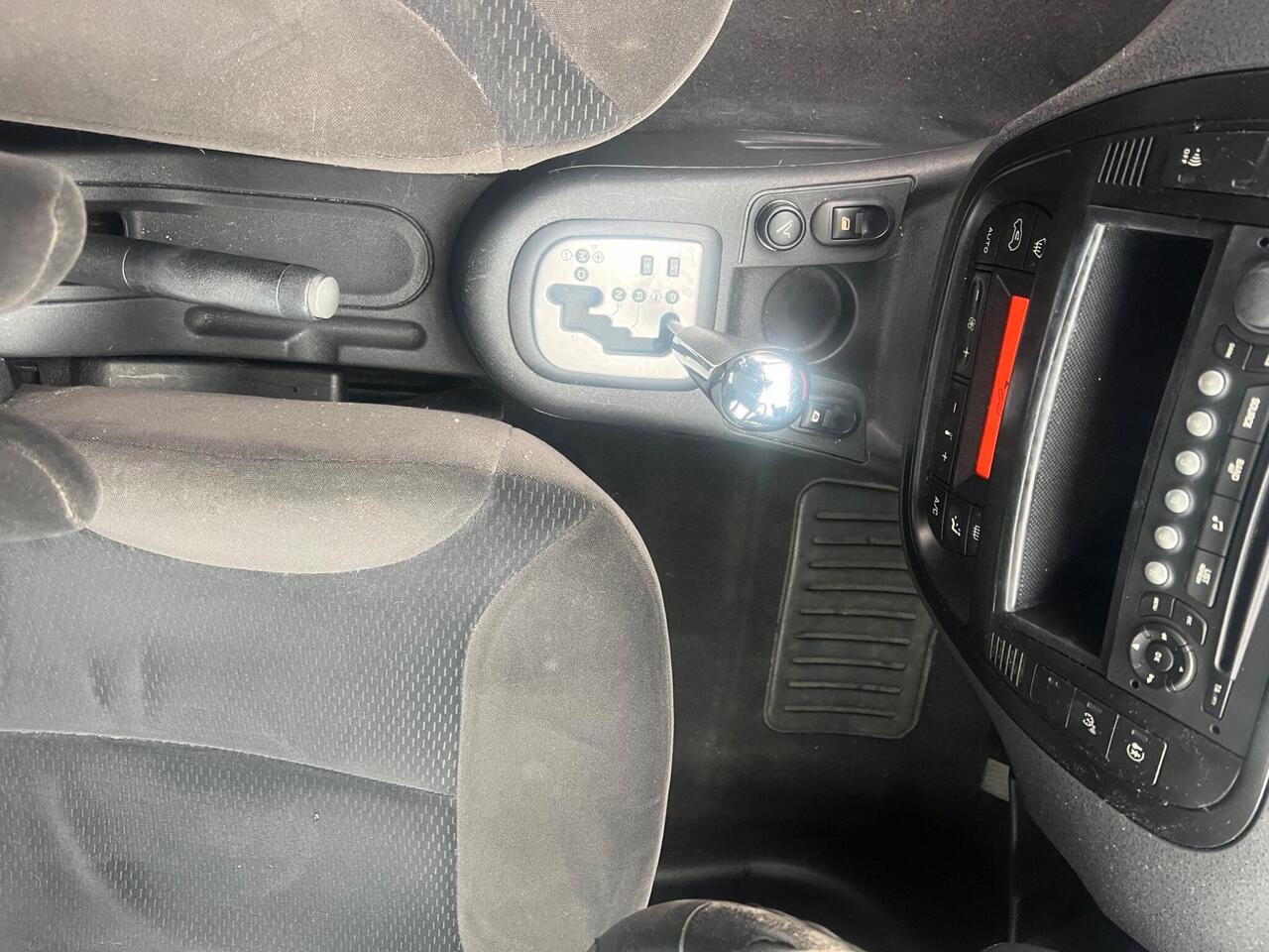 Citroen C3 — photo 75