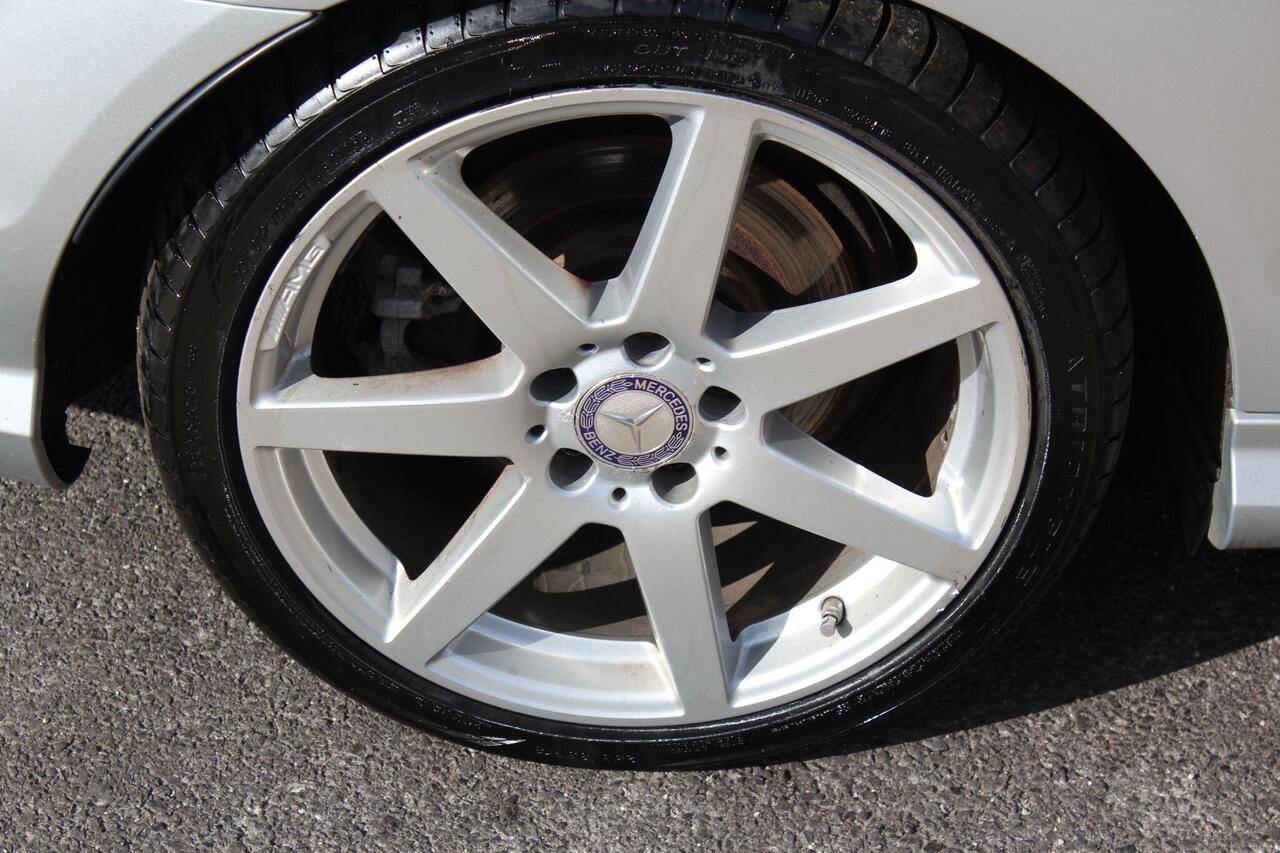 Mercedes-Benz C Class — photo 49