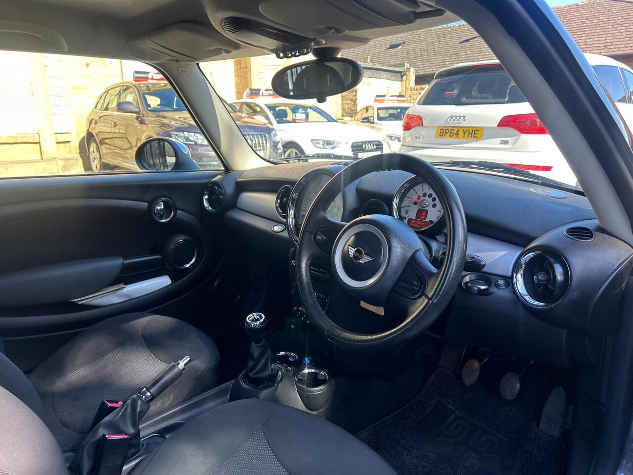MINI Hatch — photo 15