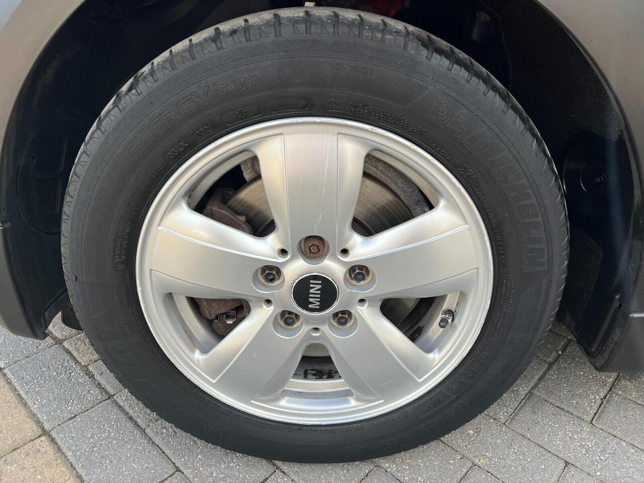 MINI Hatch — photo 51