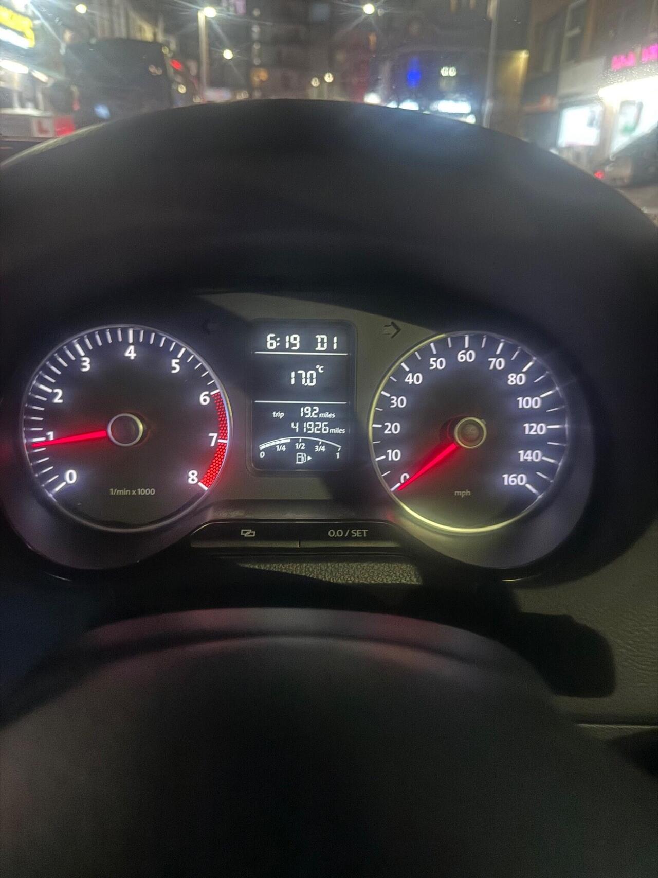 Volkswagen Polo — photo 13