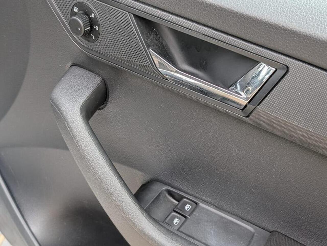 Skoda Fabia — photo 14