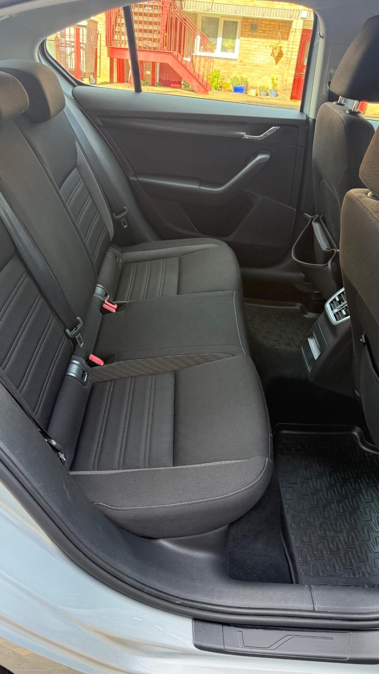 Skoda Octavia — photo 13