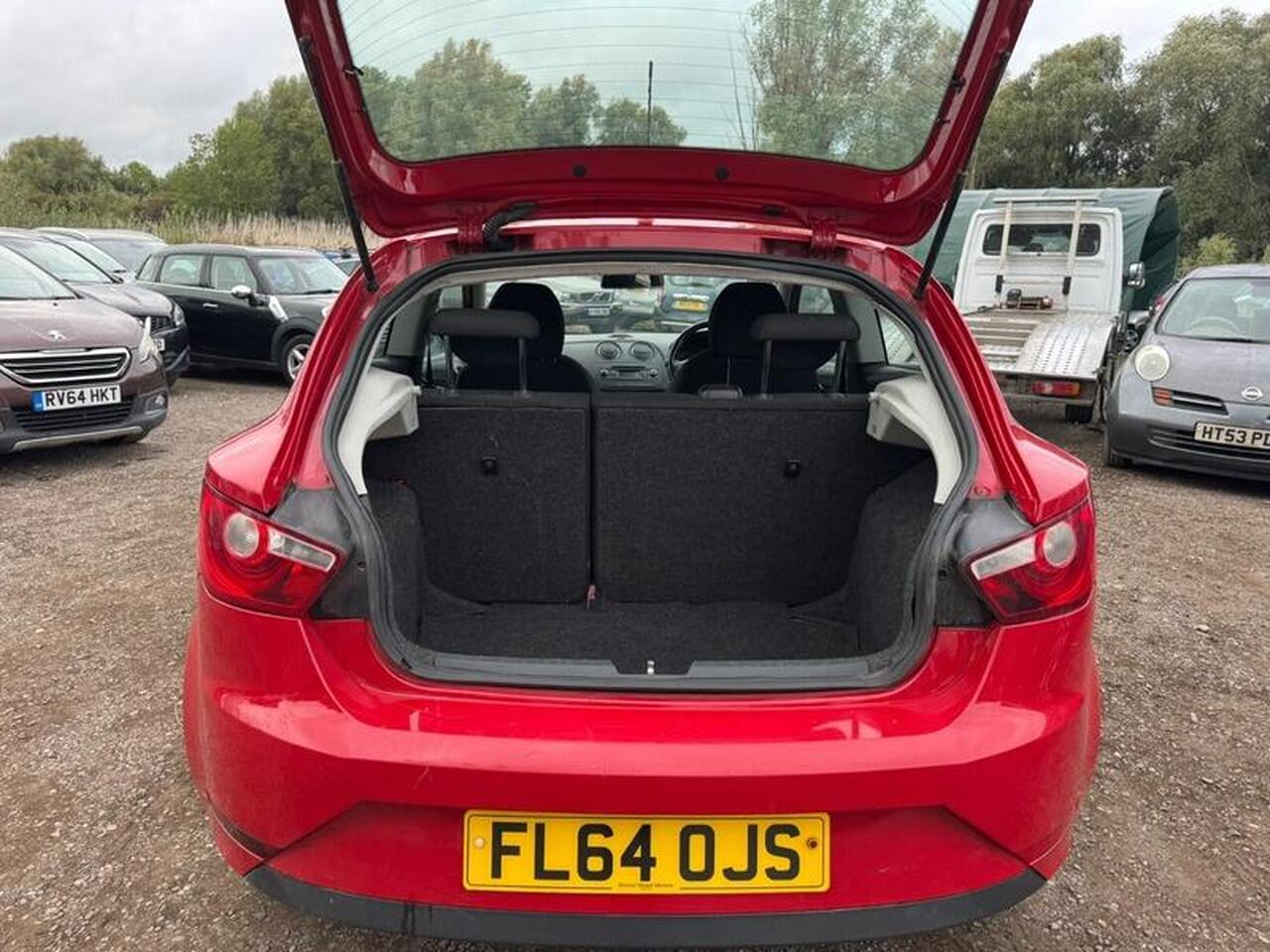 SEAT Ibiza — photo 10