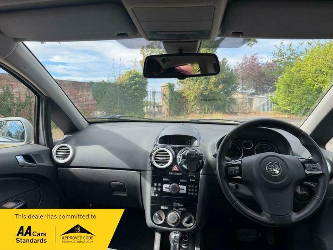 Vauxhall Corsa — photo 25