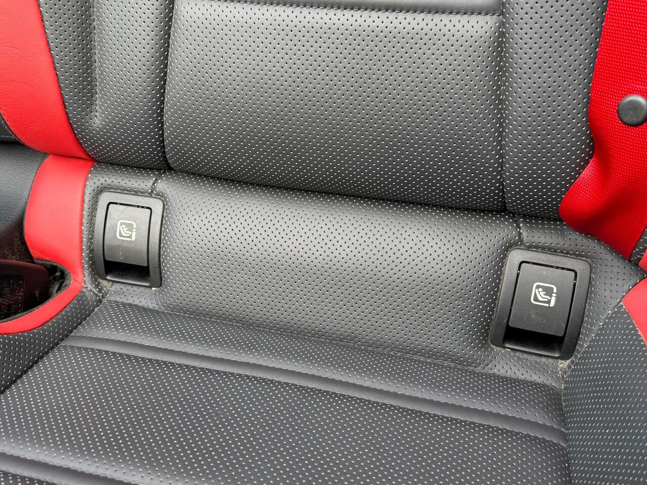Mercedes-Benz E Class — photo 49