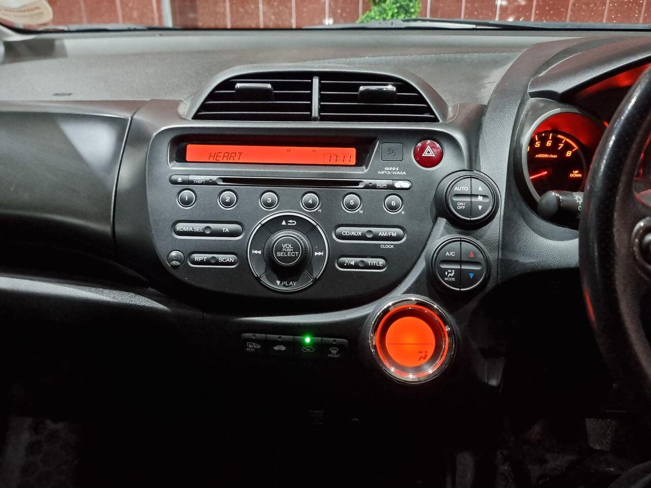 Honda Jazz — photo 12