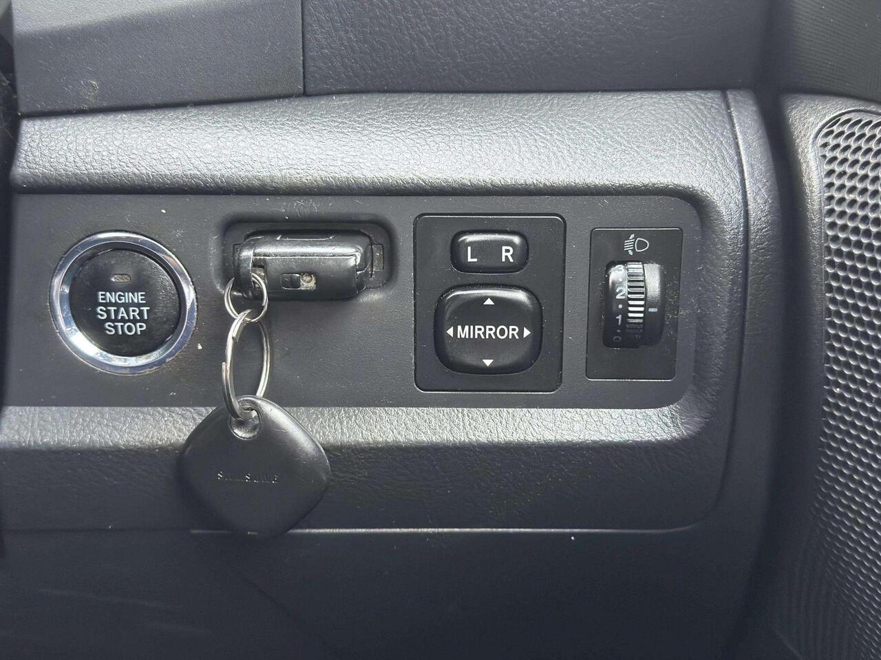 Toyota Corolla Verso — photo 41