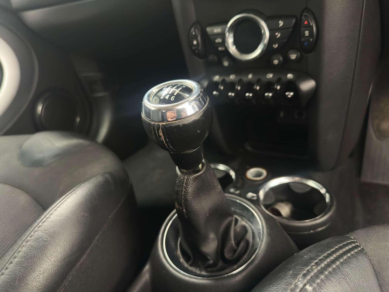 MINI Hatch — photo 9