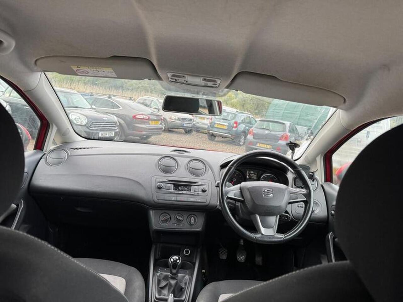 SEAT Ibiza — photo 11
