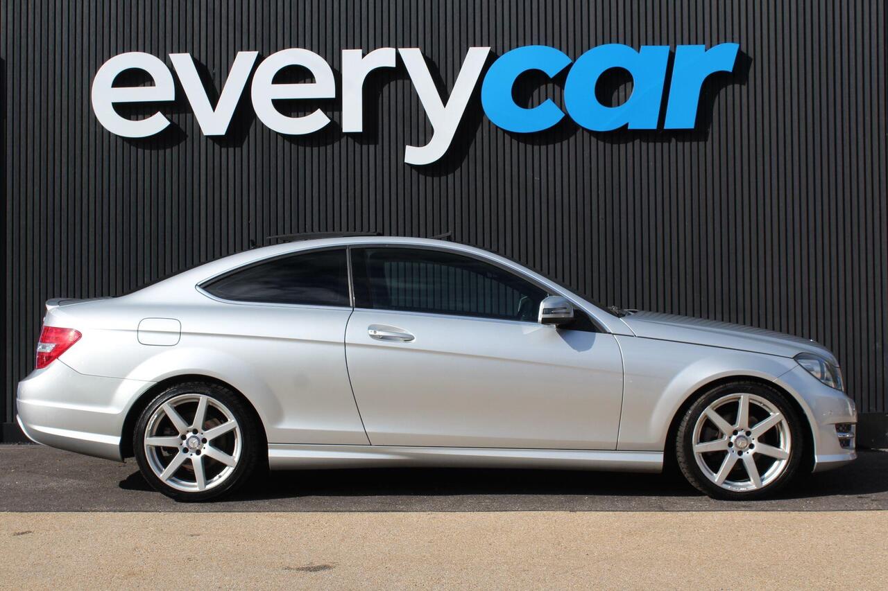 Mercedes-Benz C Class — photo 8