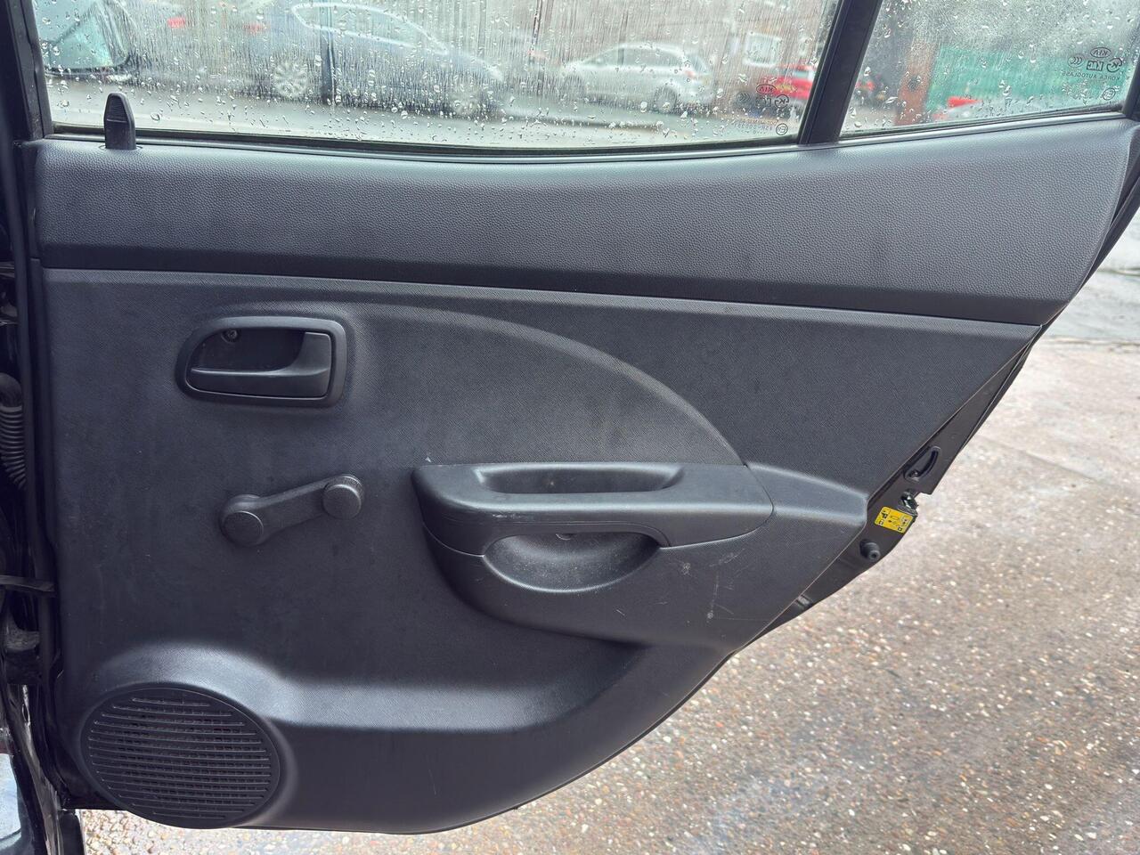 Kia Picanto — photo 26