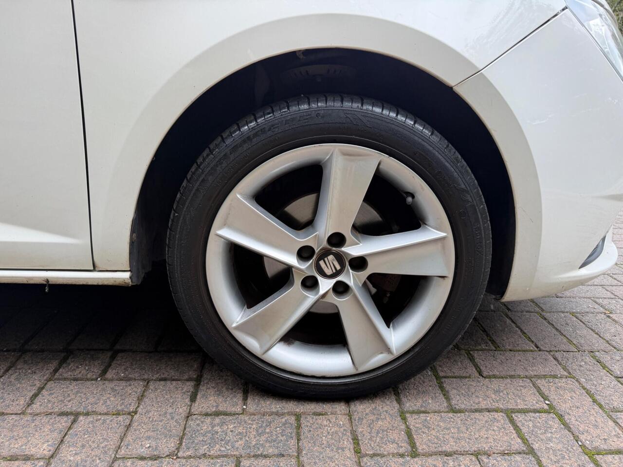 SEAT Ibiza — photo 11