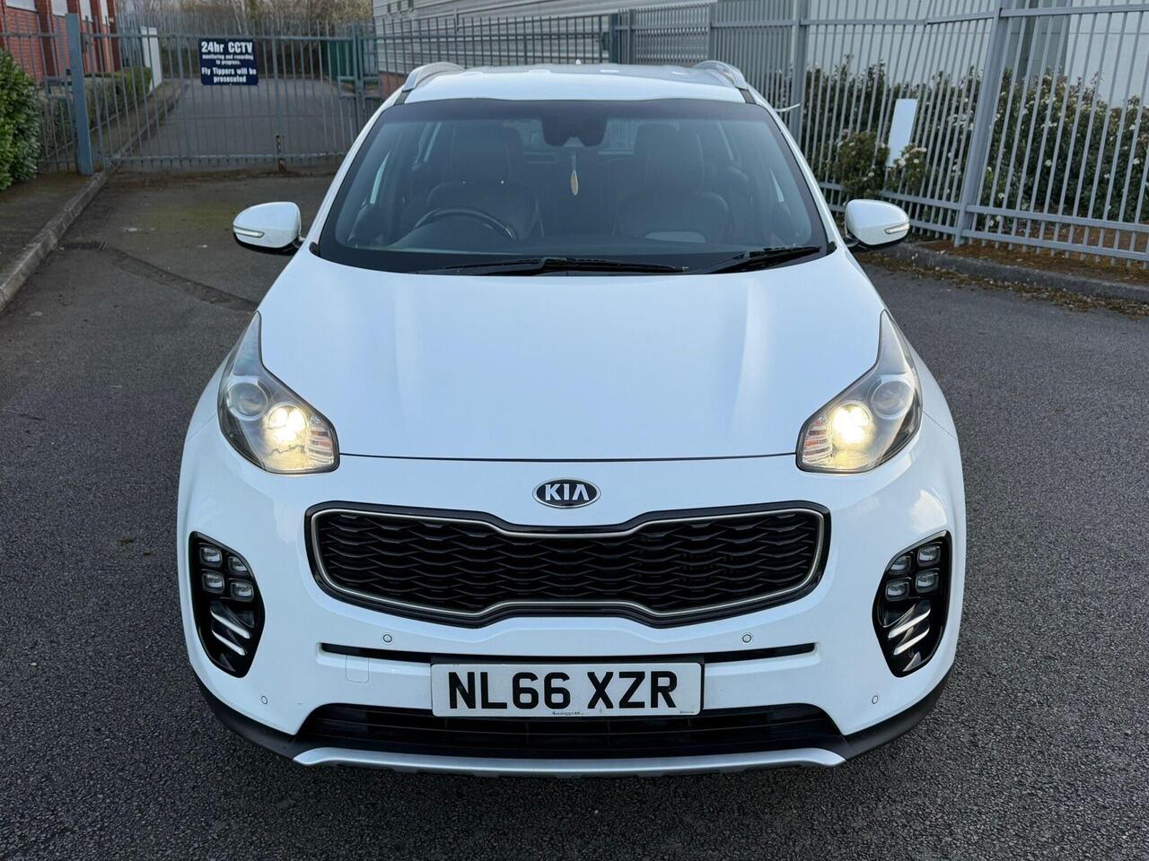 Kia Sportage — photo 3