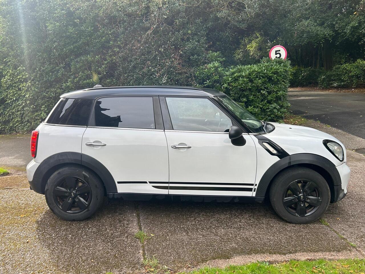 MINI Countryman — photo 2