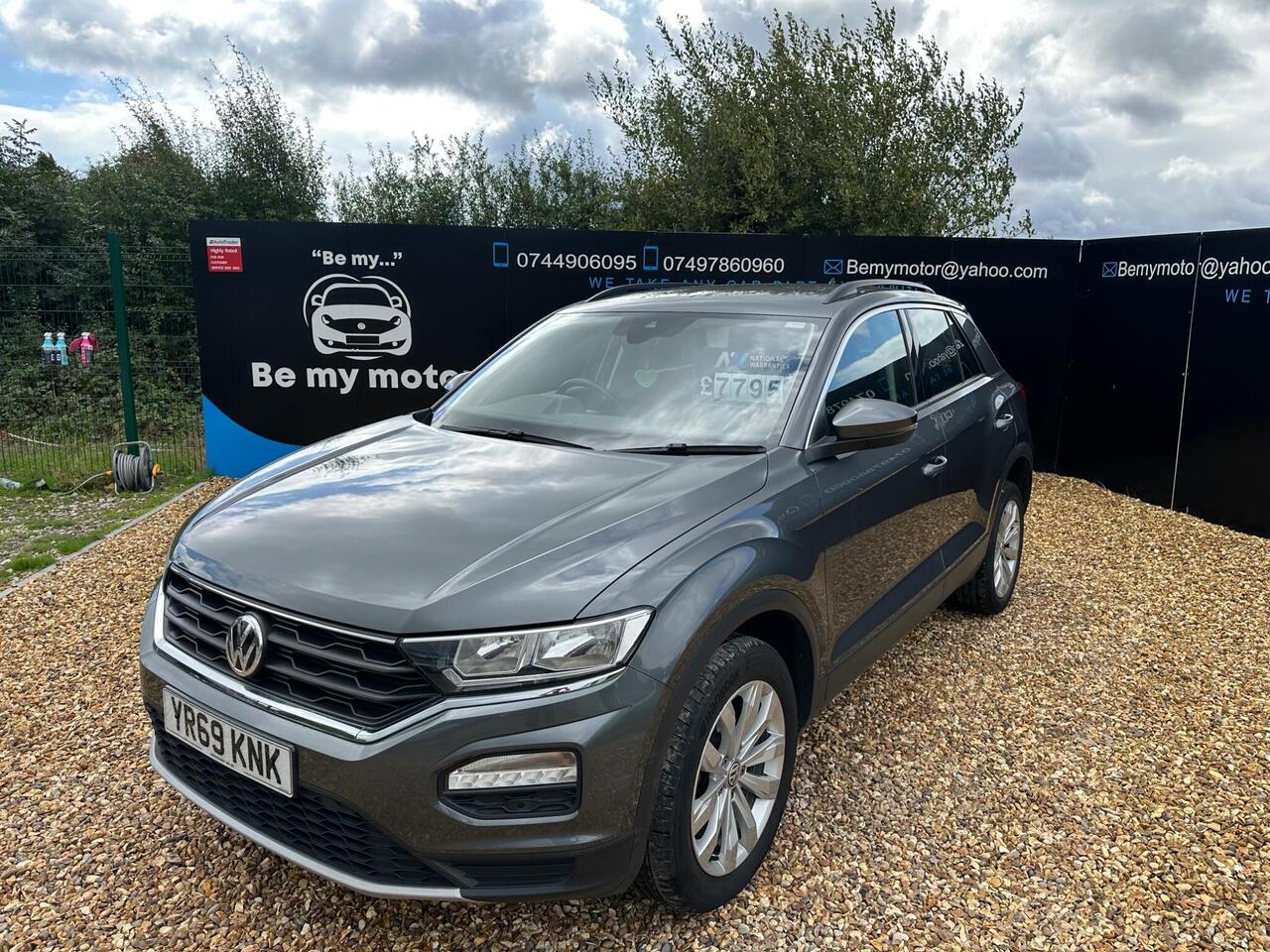 Volkswagen T-Roc — photo 7