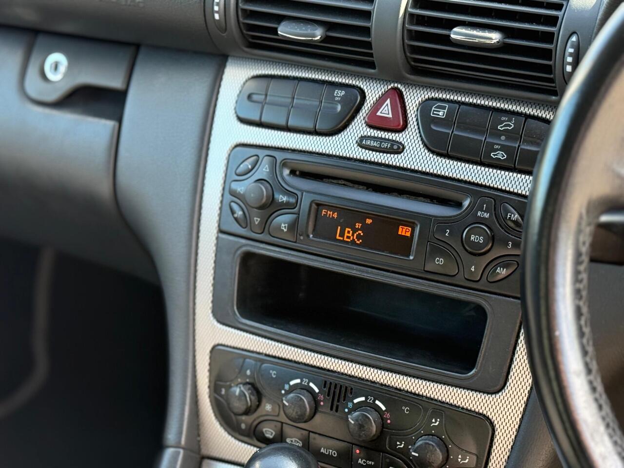 Mercedes-Benz C Class — photo 21
