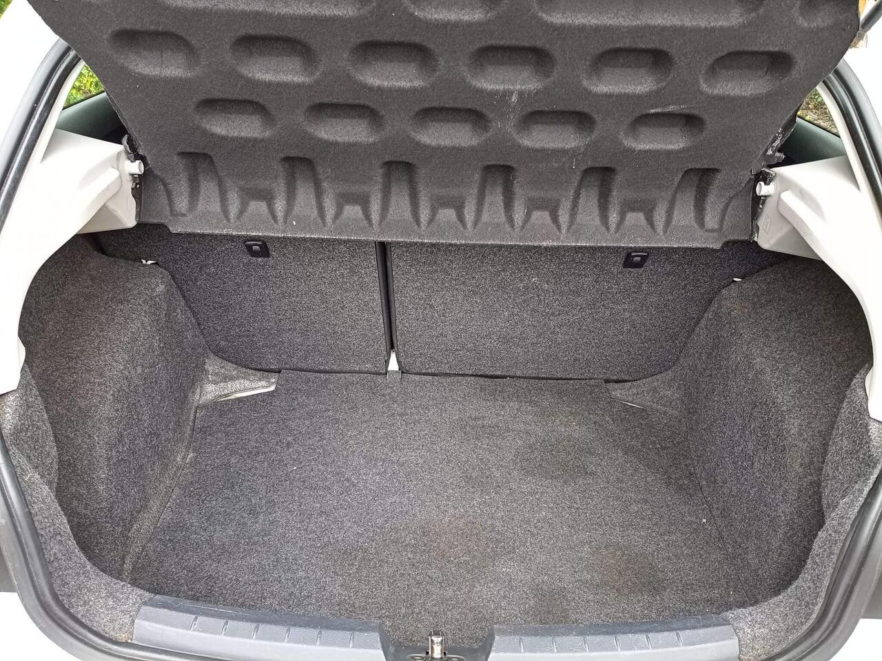 SEAT Ibiza — photo 21