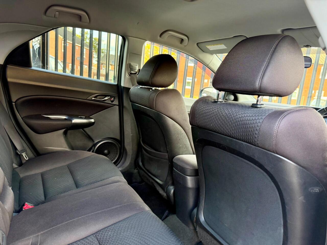 Honda Civic — photo 43