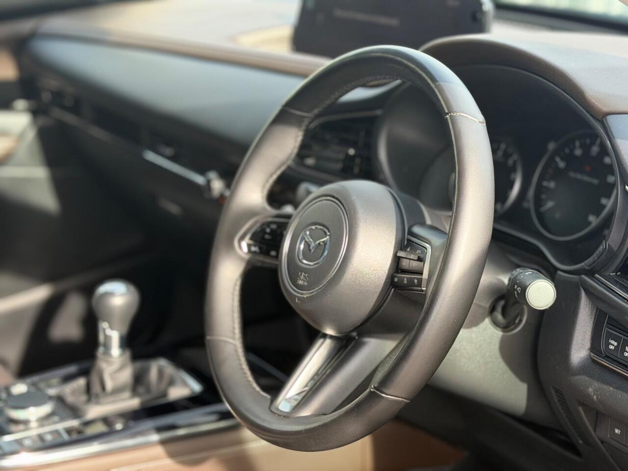 Mazda CX-30 — photo 34