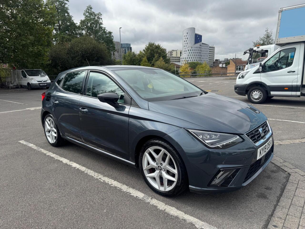 SEAT Ibiza — photo 3