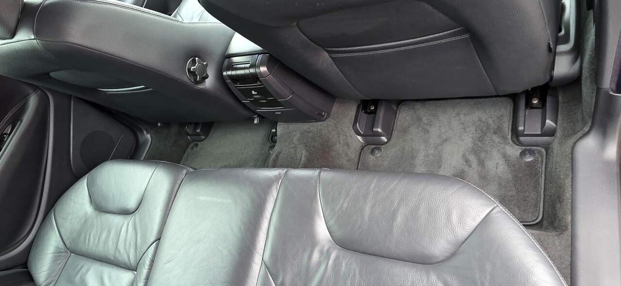 Volvo V70 — photo 55