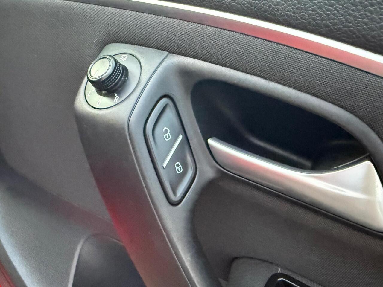 Volkswagen Polo — photo 27