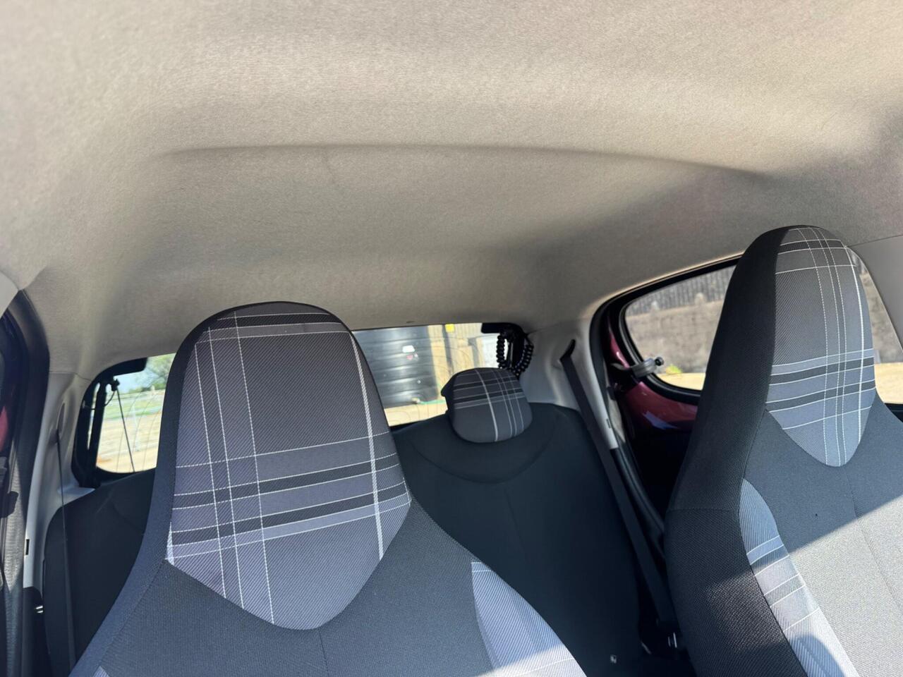 Peugeot 108 — photo 7