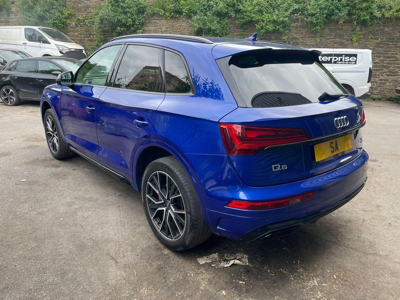 Audi Q5 — photo 6