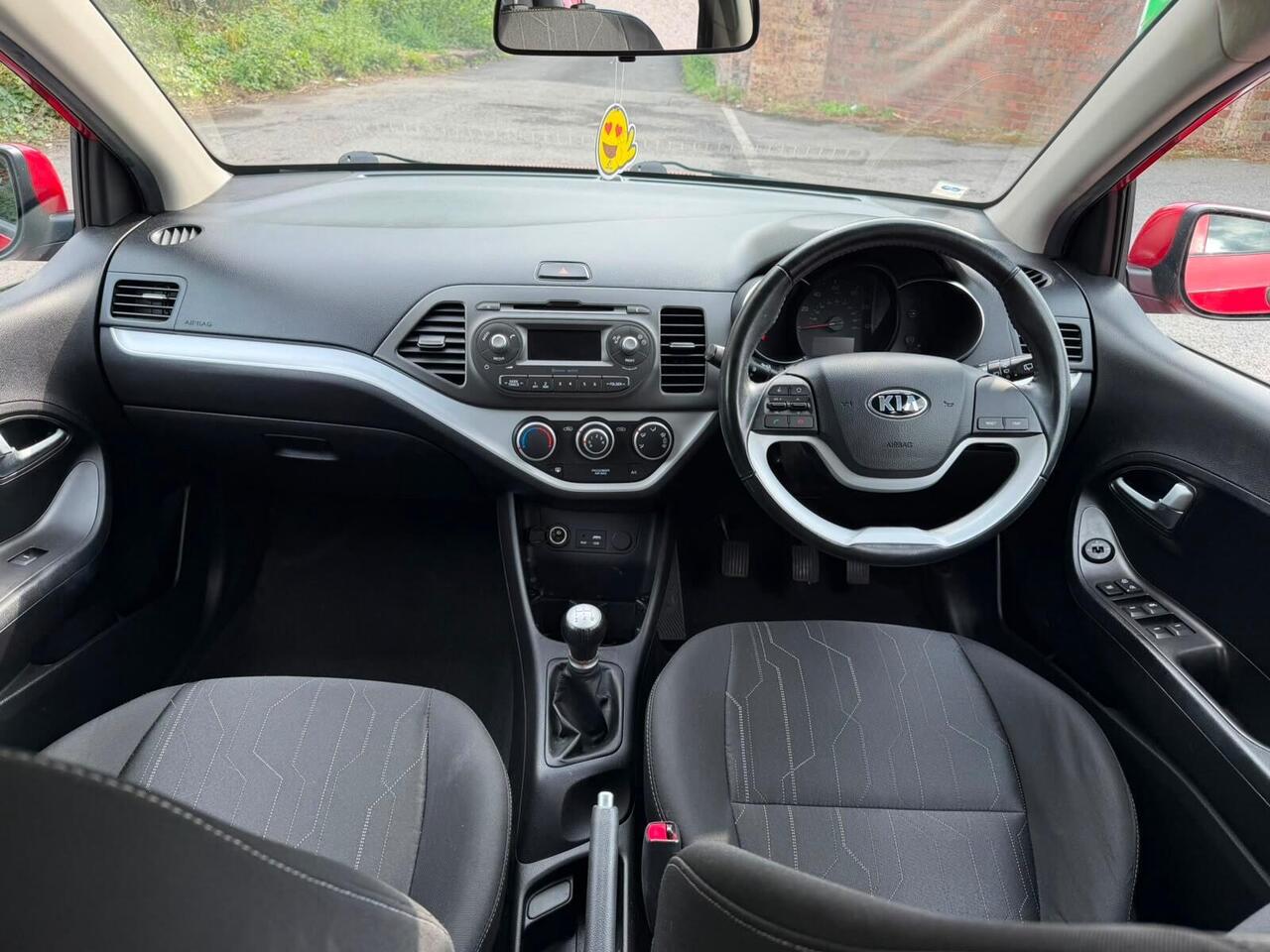 Kia Picanto — photo 12