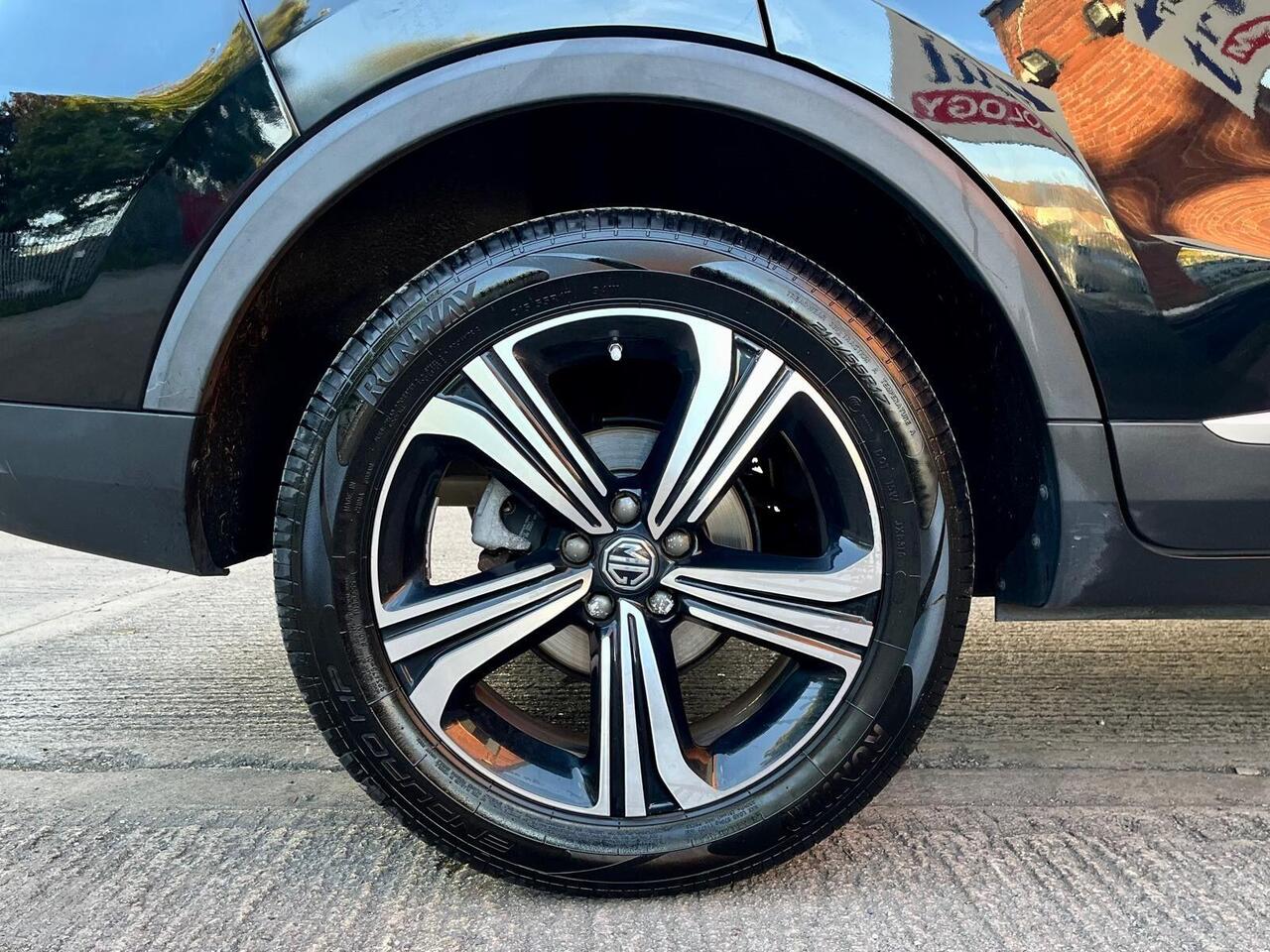 MG MG ZS — photo 24