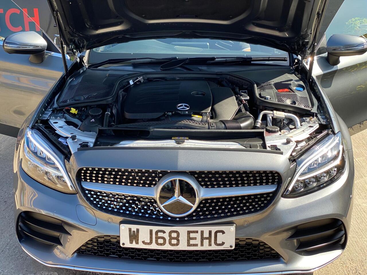 Mercedes-Benz C Class — photo 31