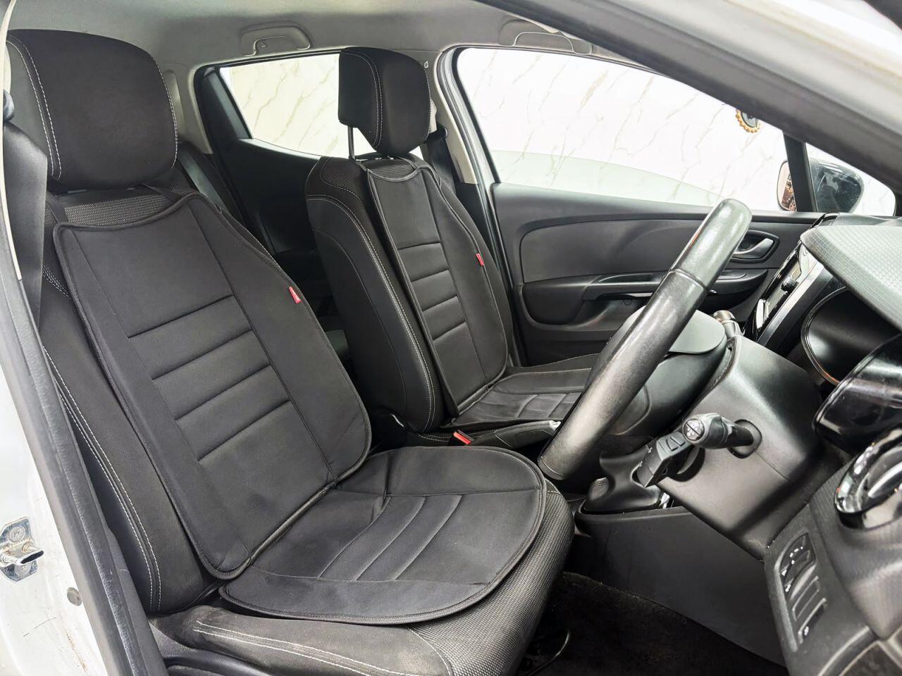 Renault Clio — photo 23