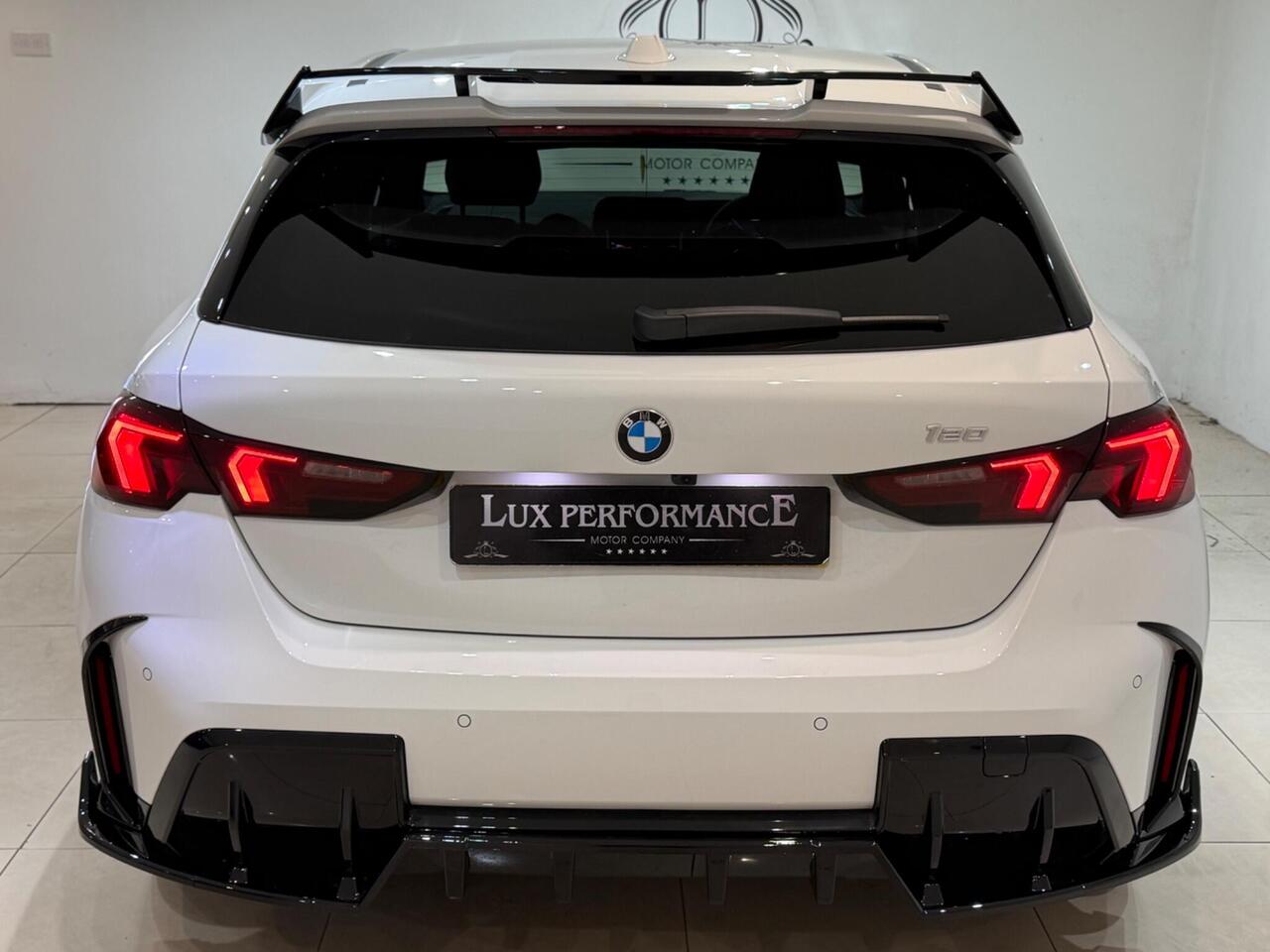 BMW 1 Series — photo 14