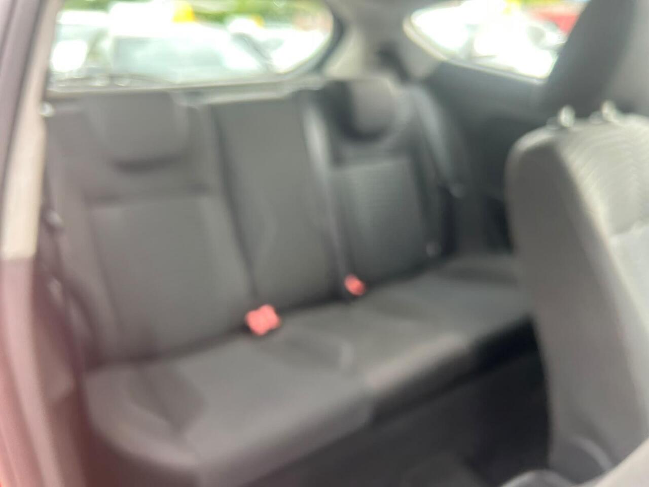 Ford Fiesta — photo 12