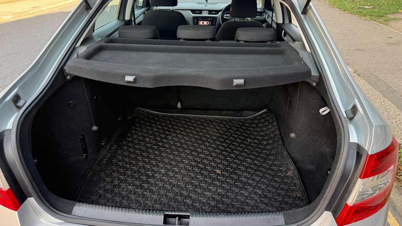 Skoda Octavia — photo 18