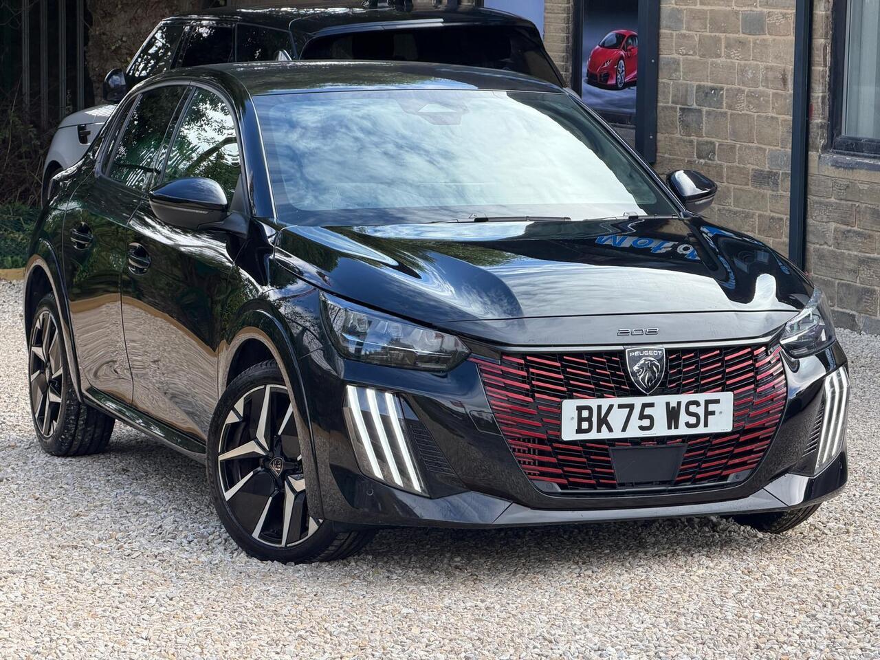 Peugeot 208 — photo 36
