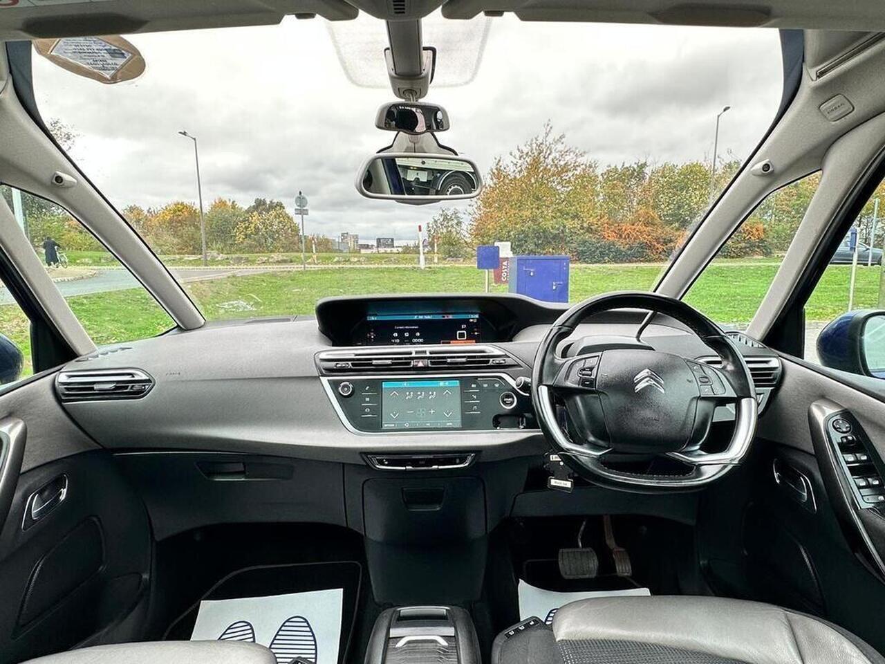 Citroen Grand C4 SpaceTourer — photo 20
