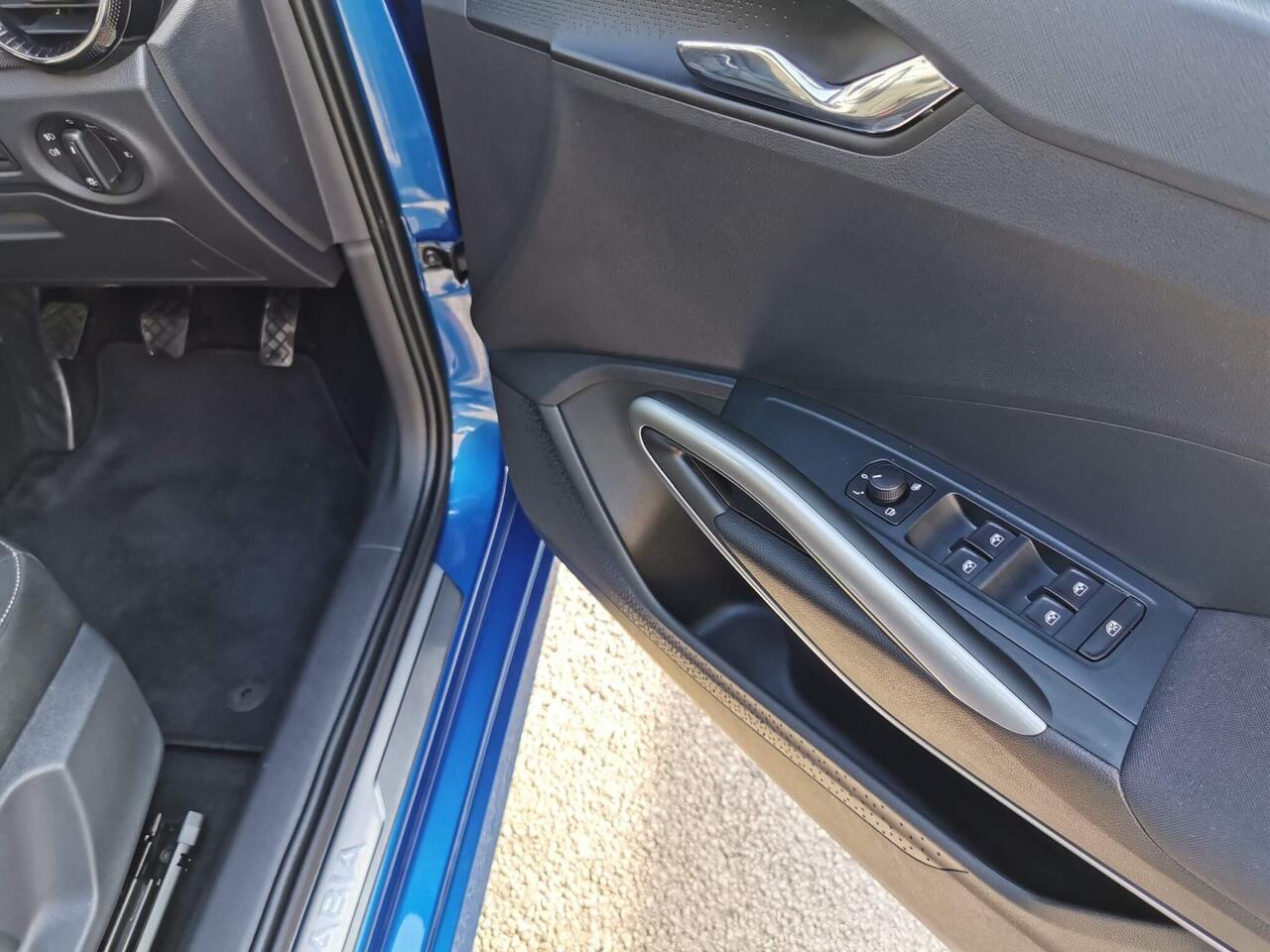Skoda Fabia — photo 7