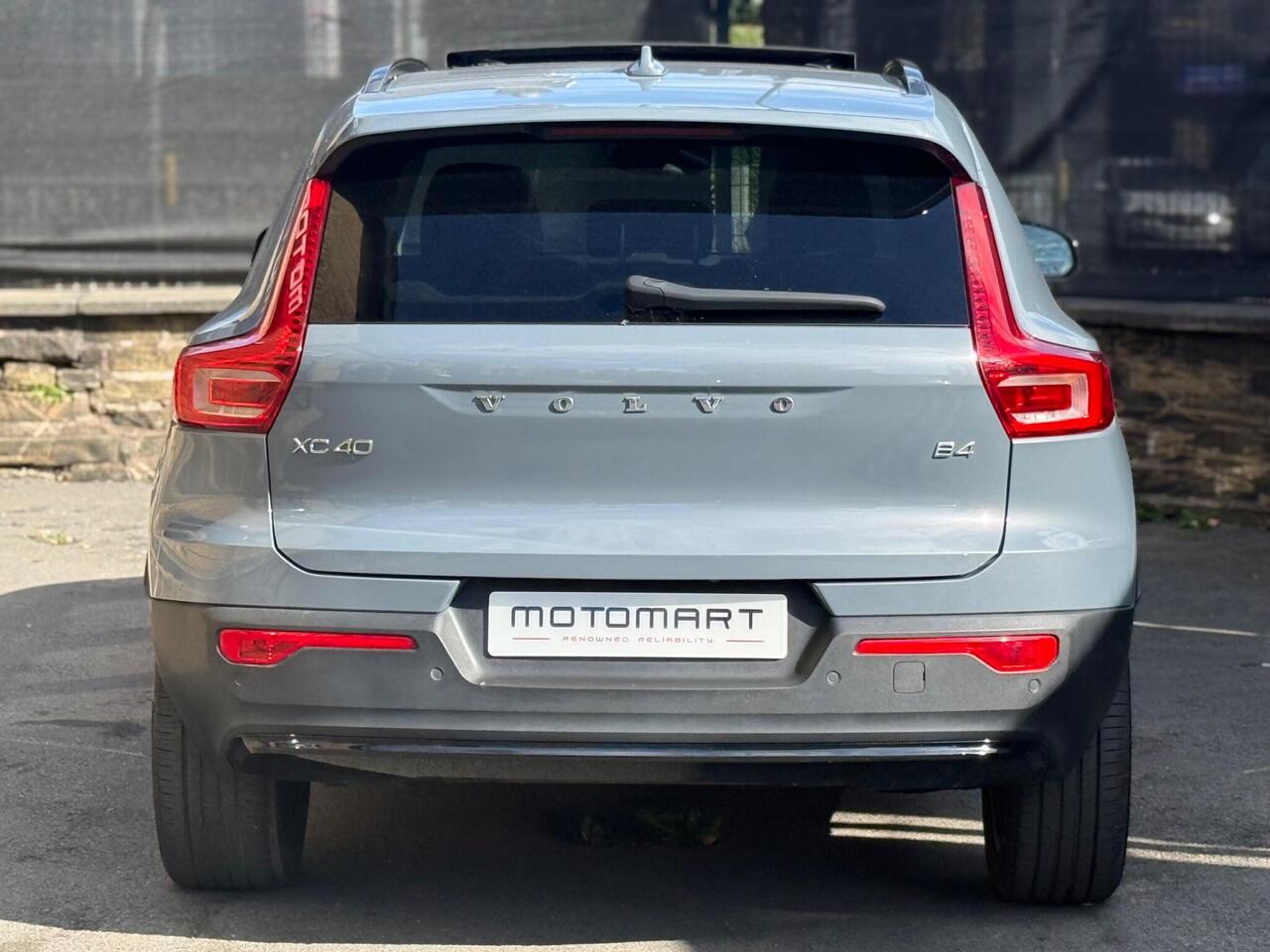 Volvo XC40 — photo 18