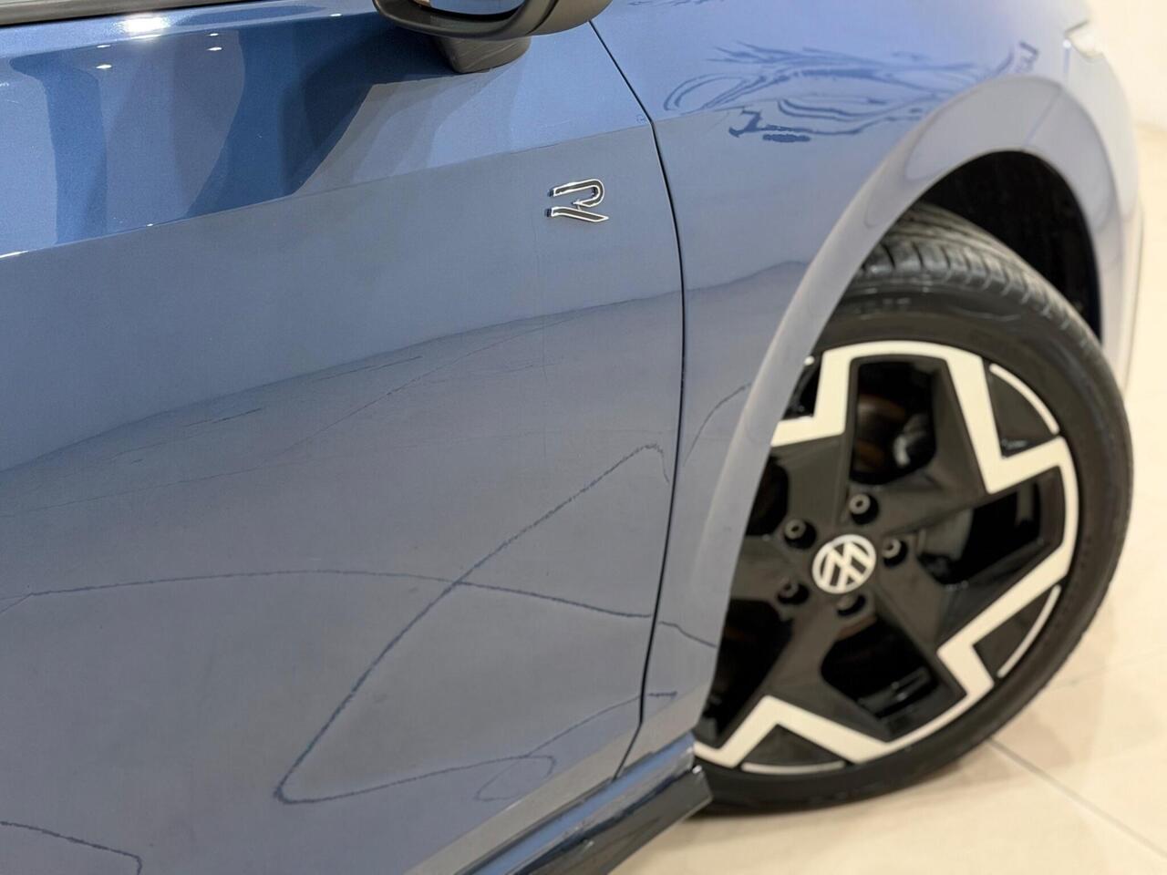 Volkswagen Golf — photo 28