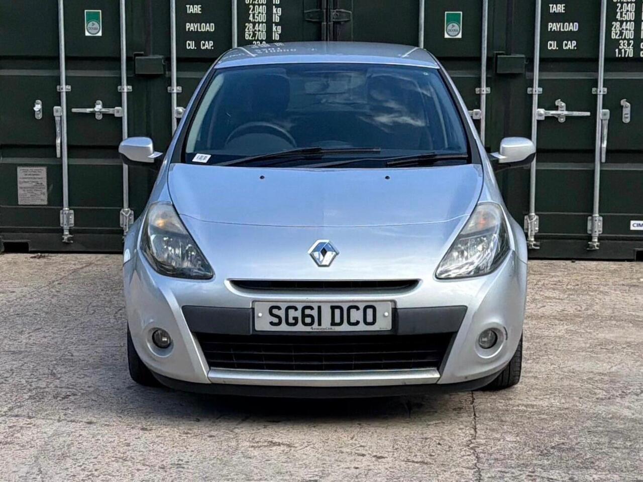 Renault Clio — photo 2